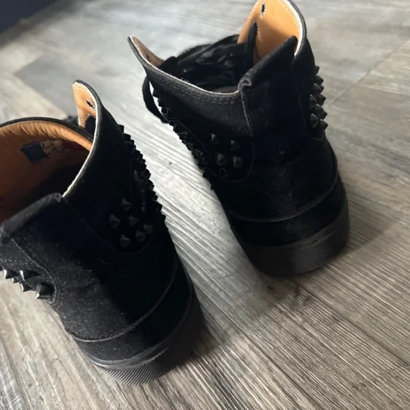 【Christian Louboutin】 Louisスエードハイトップスニーカー Christian Louboutin - Christian Louboutinクリスチャン
